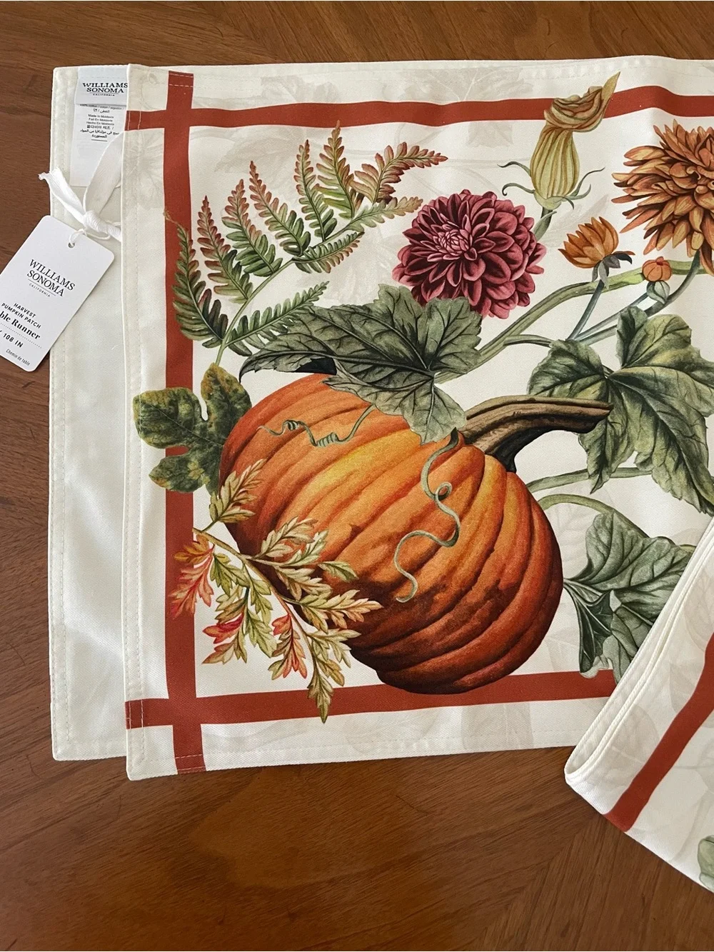 NWT Williams Sonoma Harvest Pumpkin Patch Table Runner 16